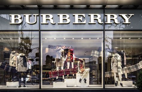 Find Burberry Stores in Seoul, South Korea 